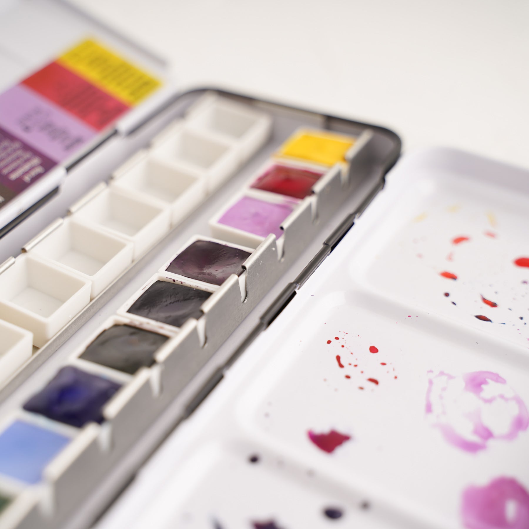 Daniel Smith Extra Fine Watercolor Half Pan Set 2 - Colors of Inspirations